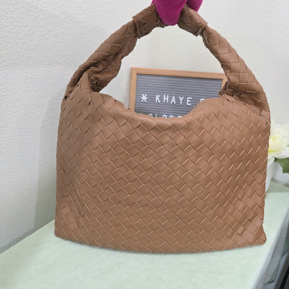 🔹️FINAL SALE🔹️Woven Brown Hobo Shoulder Bag Real Leather
